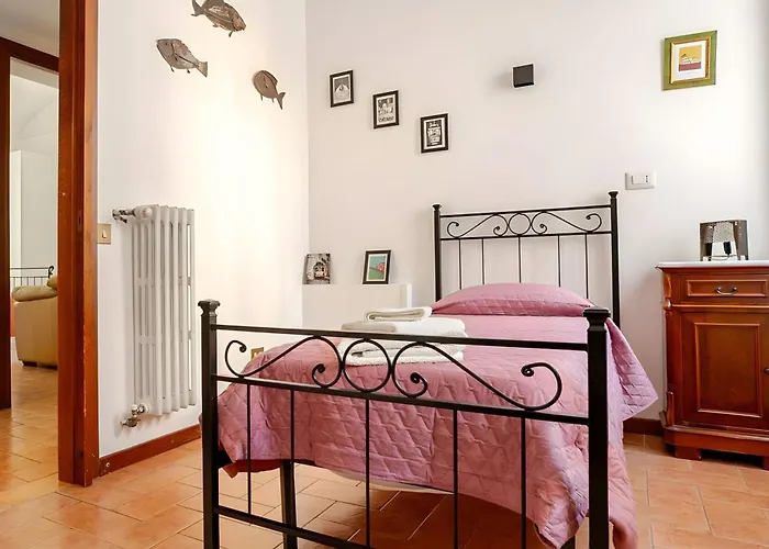 Apartament 2 Bedroom For 4 Quiet Tram 8 To Trastevere Vatican
